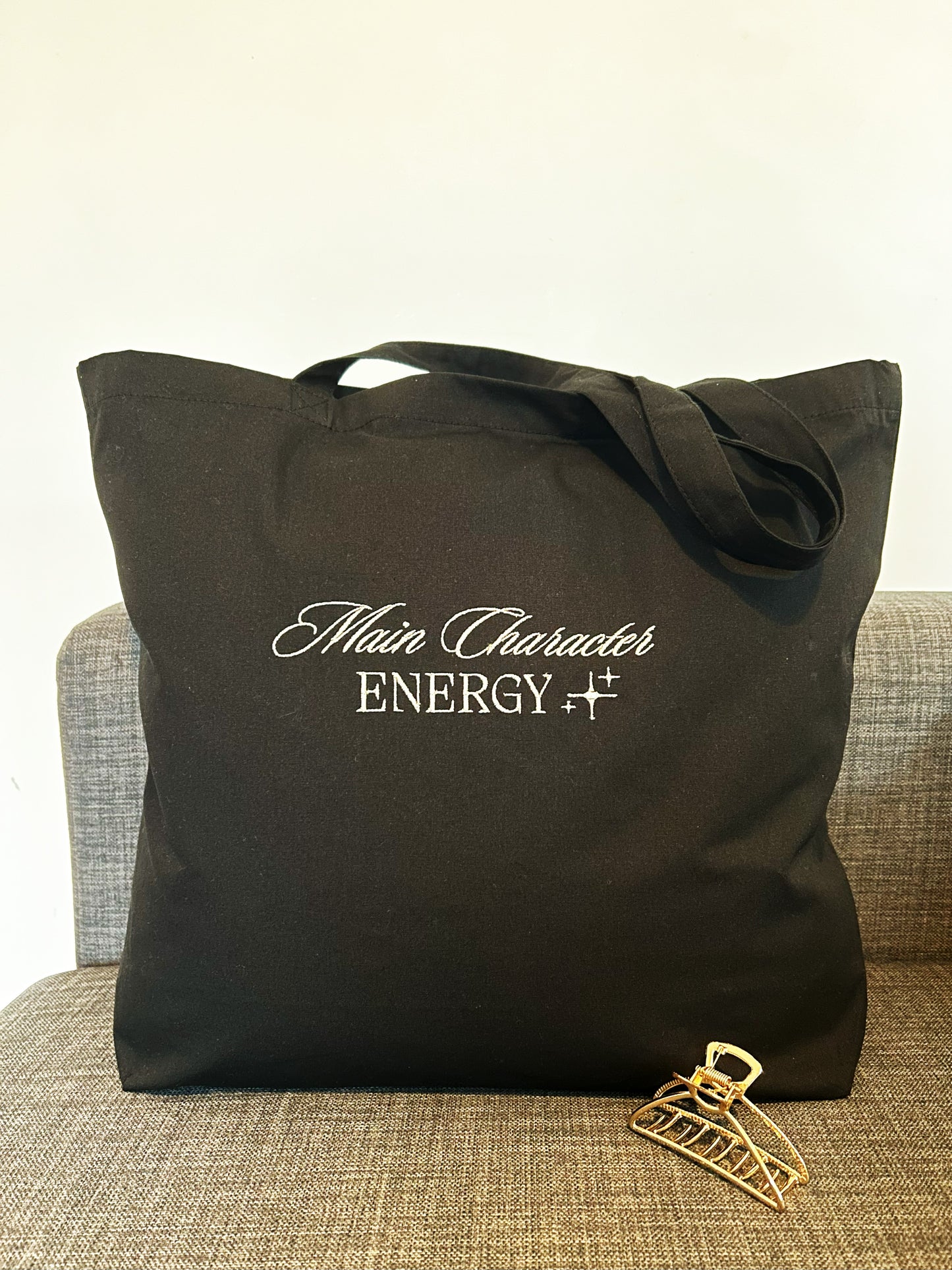 Main Character energy Maxi Tote Bag